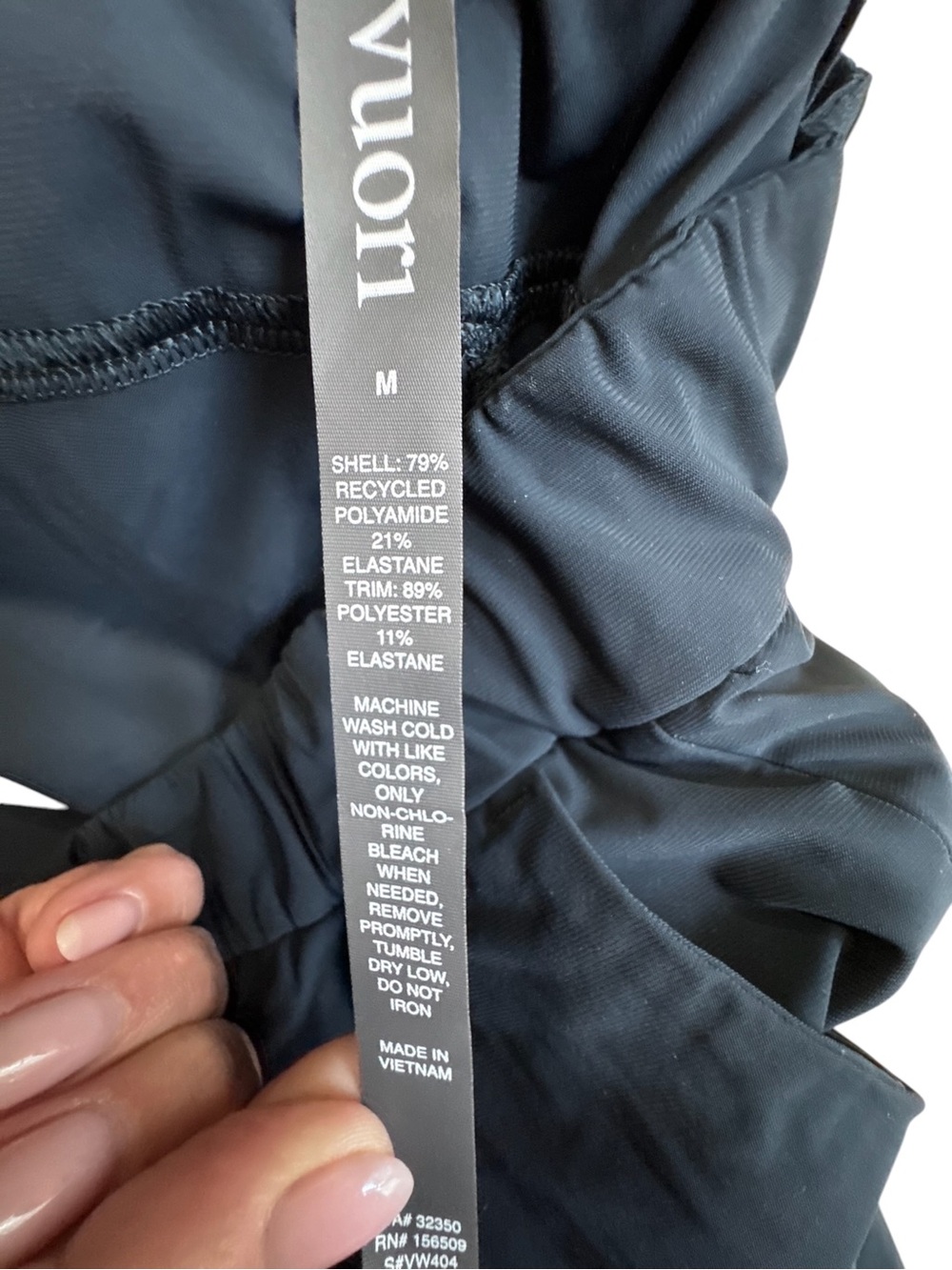 Vuori Women’s Navy Performance Lightweight Travel Pants Size Medium - Picture 3 of 7